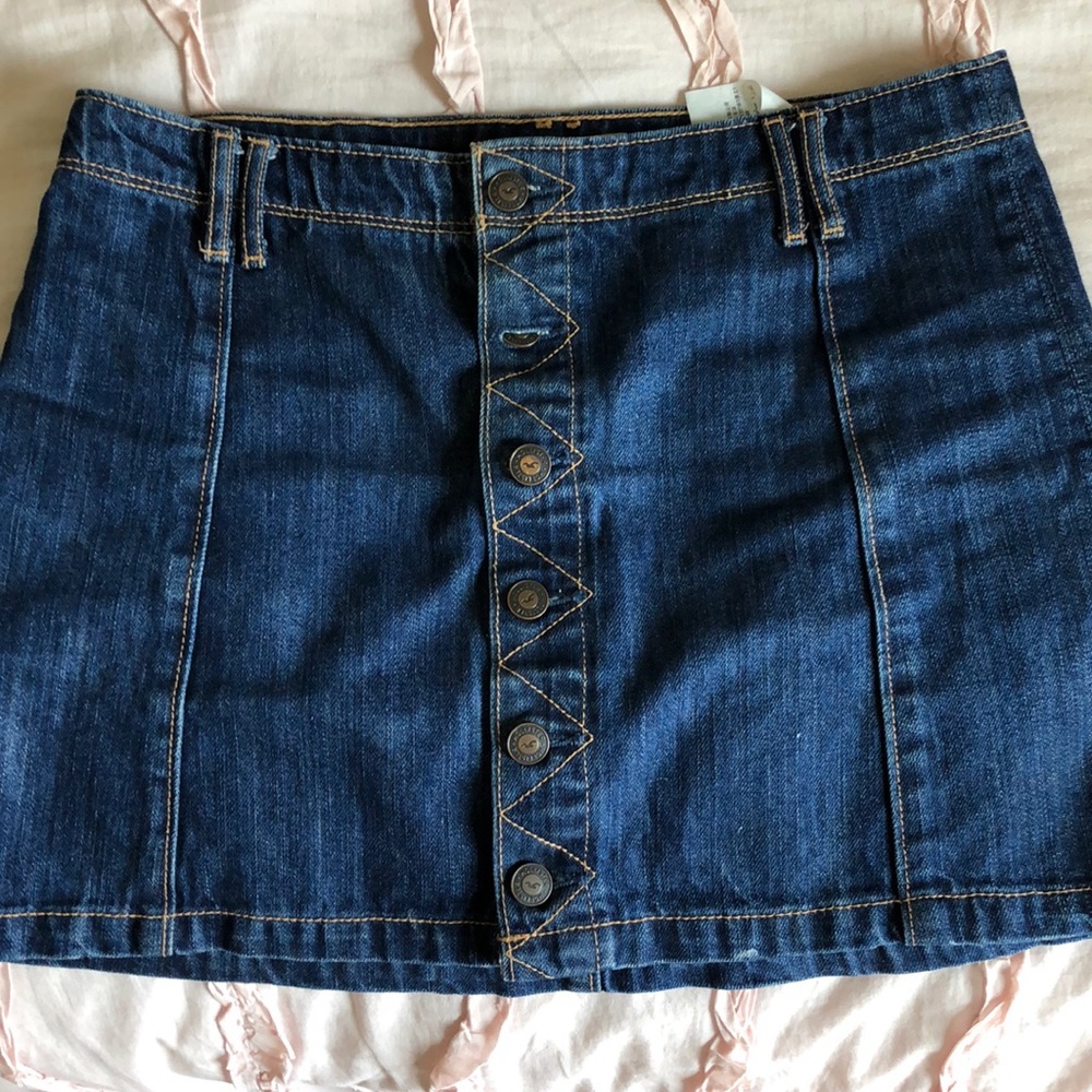 Hollister Jean Skirt Size 7 W28